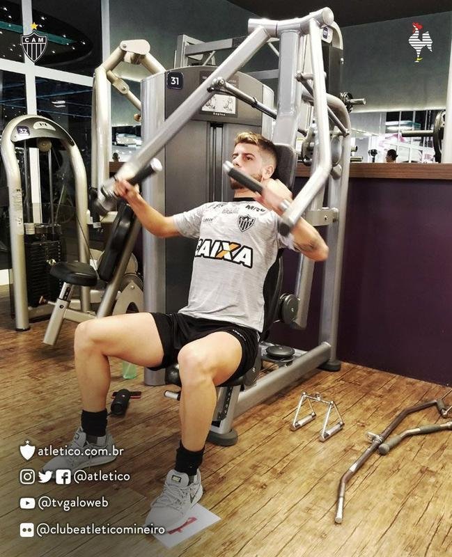 Jogadores iniciaram preparao para o clssico contra o Cruzeiro no dia seguinte  partida diante do Figueirense, pela Copa do Brasil