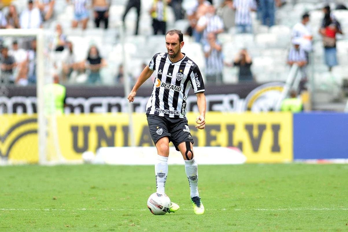 Fotos do jogo entre Atltico e Patrocinense, pelo Campeonato Mineiro