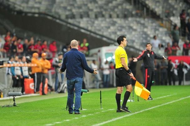 Fotos do primeiro tempo da partida entre Cruzeiro e Flamengo, no Mineiro, pela Copa Libertadores