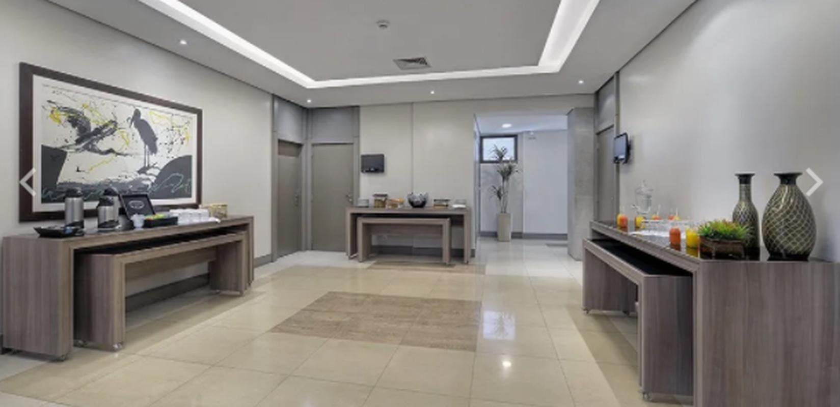 Atltico est hospedado no Hotel Deville, em Cuiab, para a deciso da Supercopa do Brasil. Neste domingo (20), s 16h, o Galo medir foras com o Flamengo, na Arena Pantanal, pelo ttulo.