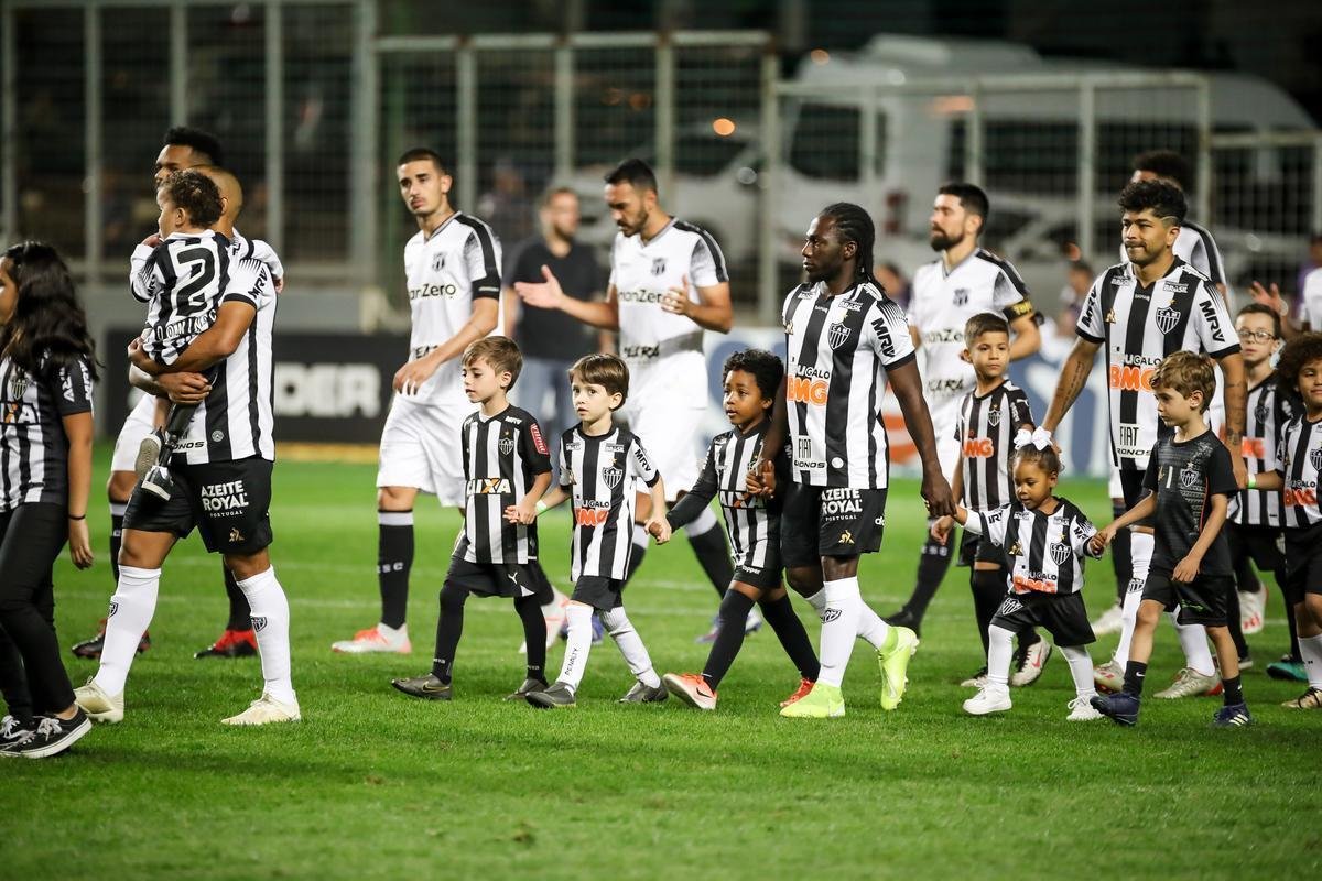 Fotos do duelo entre Atltico e Cear, no Independncia, pela 22 rodada do Brasileiro