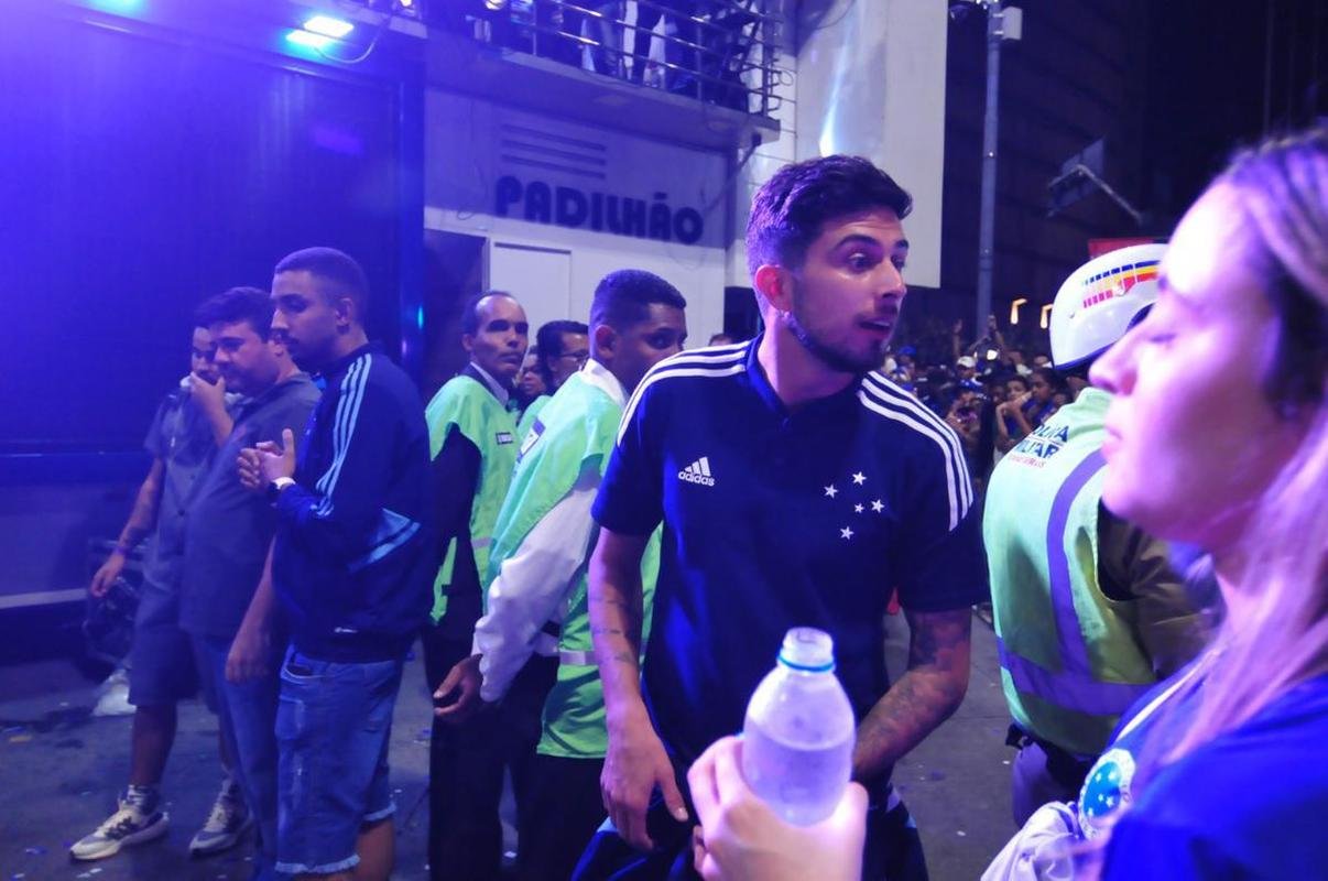 Festa do Cruzeiro na Praa 7 de Setembro, em Belo Horizonte, em comemorao ao acesso  Srie A do Campeonato Brasileiro de 2023