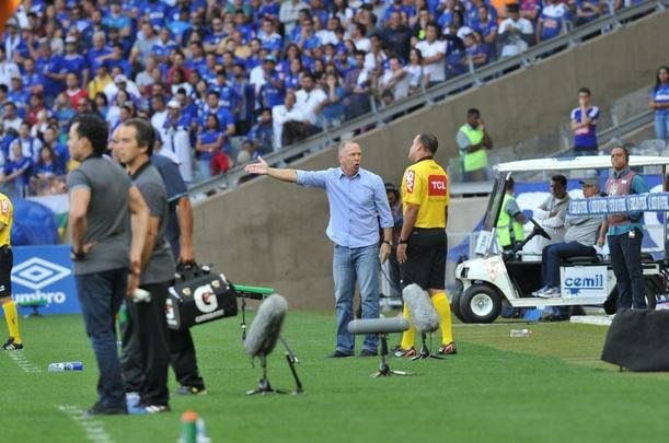Imagens do jogo entre Cruzeiro e Botafogo, pela 19 rodada do Brasileiro, no Mineiro