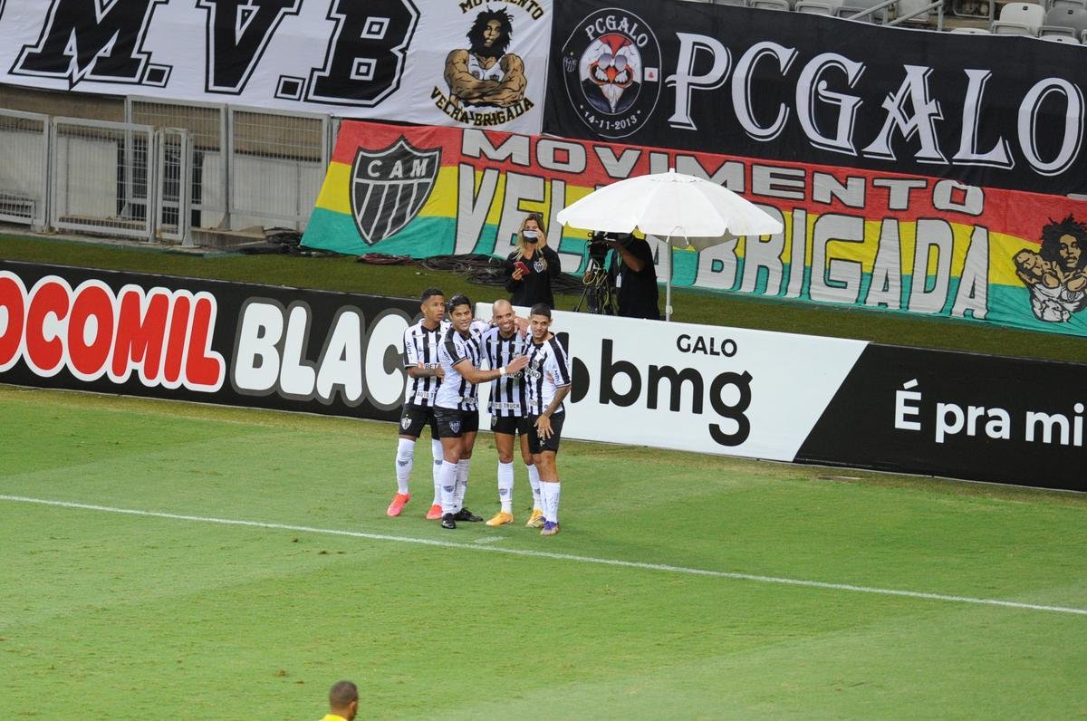 Tardelli fechou a vitria do Atltico sobre o Uberlndia por 4 a 0