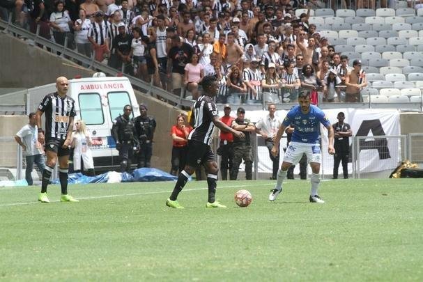 Fred abriu o placar para o Cruzeiro aos 15 minutos do segundo tempo em cobrana de pnalti