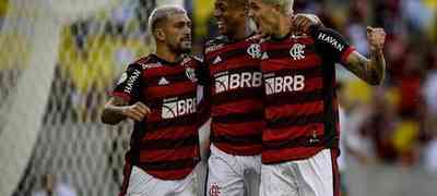 Flamengo bate o Goiás, alivia a pressão e volta a vencer no Brasileirão