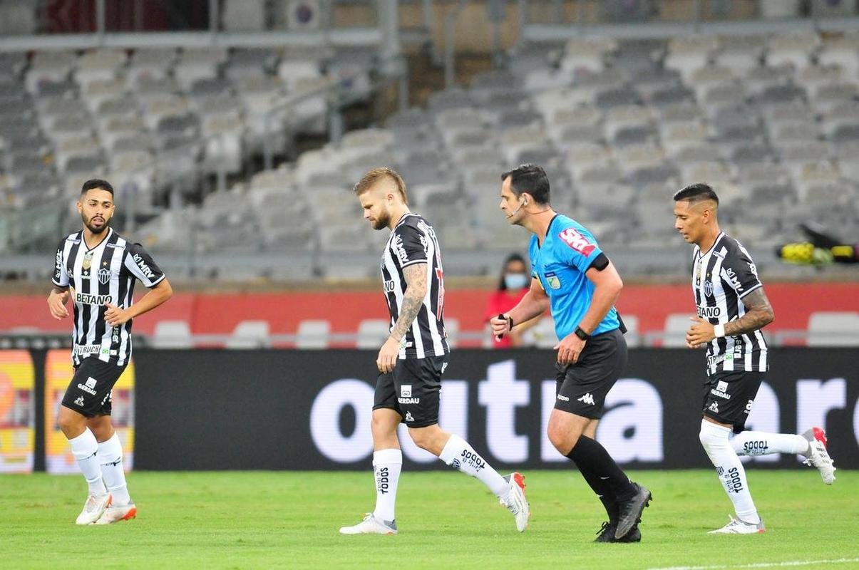 Fotos do jogo entre Atltico e Brasiliense, no Mineiro, pela Copa do Brasil