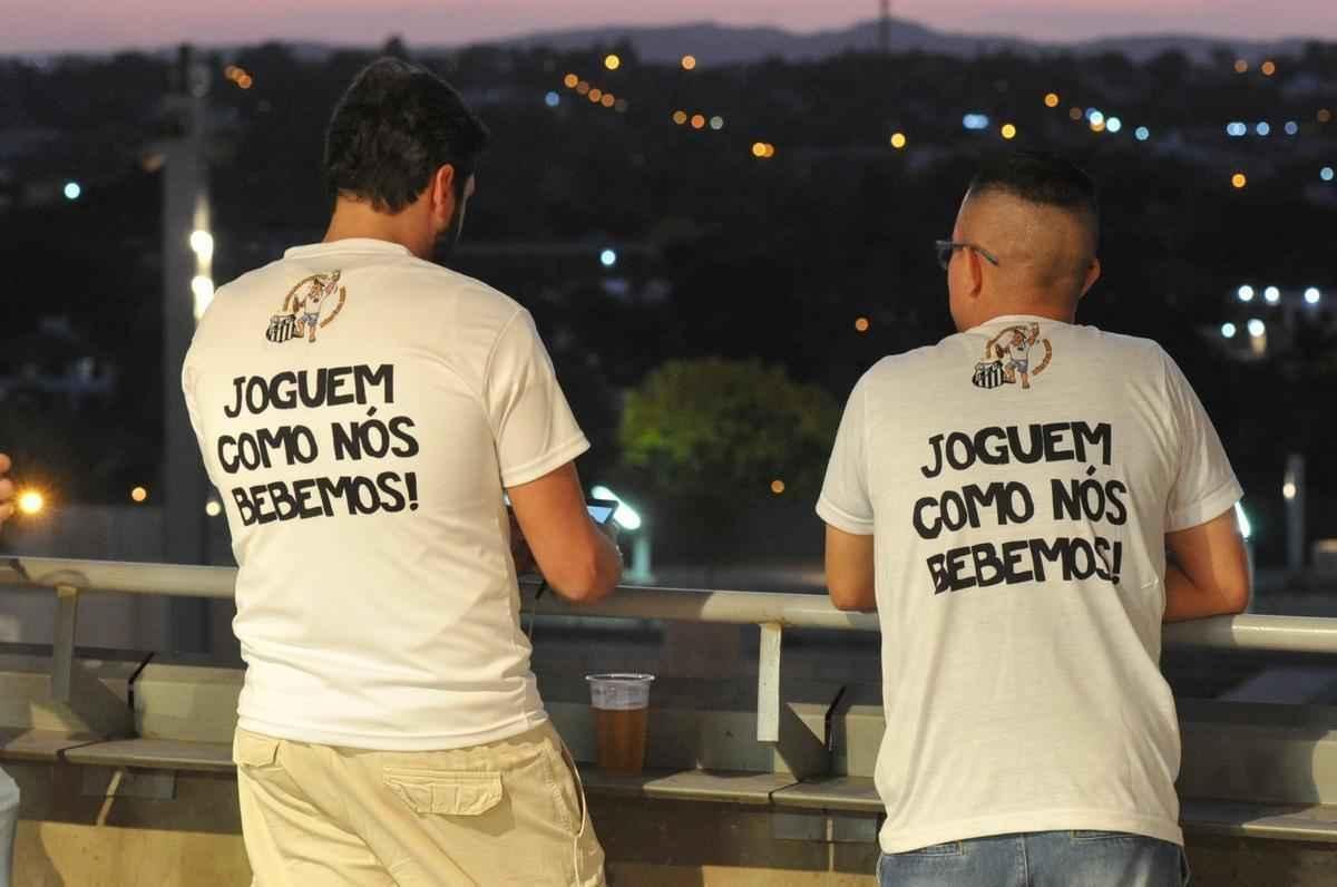 Imagens da torcida e da partida entre Cruzeiro e Santos, no Mineiro