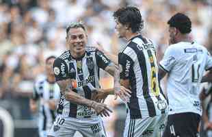 Com gol de Vargas, outrora afastado por Cuca e pela diretoria, o Atltico venceu o Corinthians por 1 a 0, fora de casa, e garantiu a classificao  fase eliminatria da Copa Libertadores. O Atltico enfrentar o Carabobo, da Venezuela.