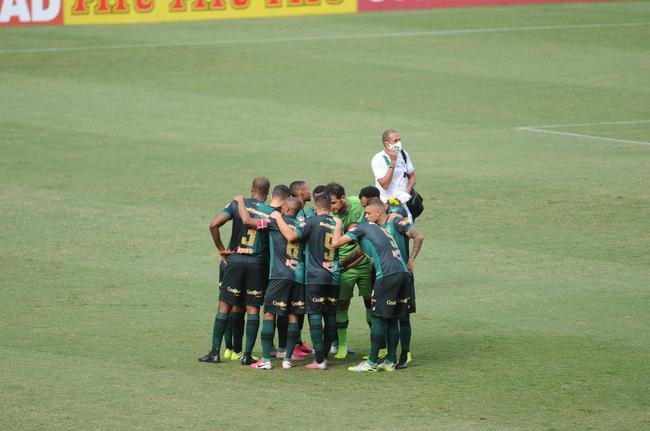 Imagens do jogo entre Amrica e Chapecoense, no Independncia, pela Srie B