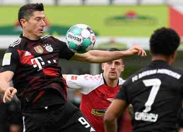 Já campeão alemão, time da Baviera cumprirá tabela contra o Augsburg