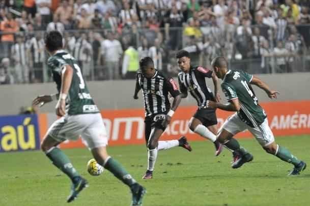 Imagens da partida entre Atltico e Palmeiras, no Independncia, pela 35 rodada do Brasileiro