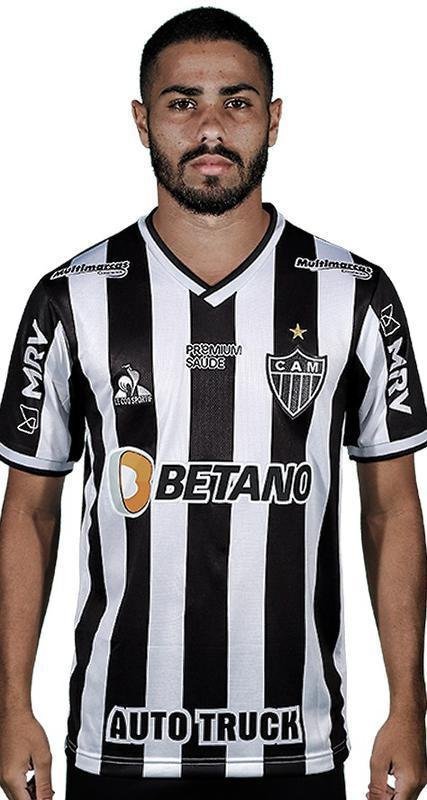 16 - Calebe (meio-campista)