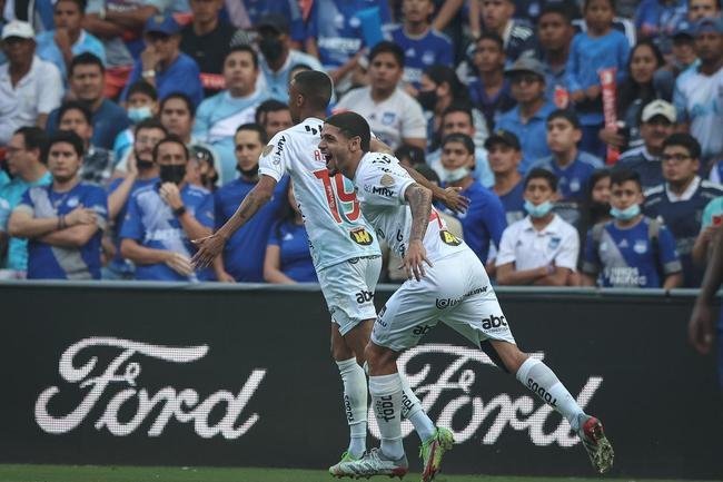 Ademir abriu o placar para o Galo sobre o Emelec