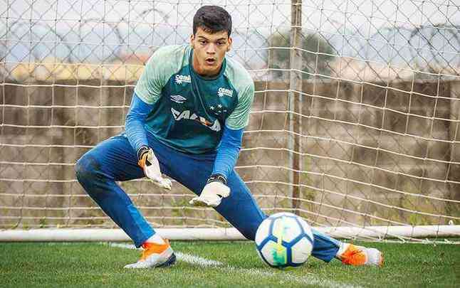 Gabriel Brazo - goleiro do Cruzeiro - 05/01/2000