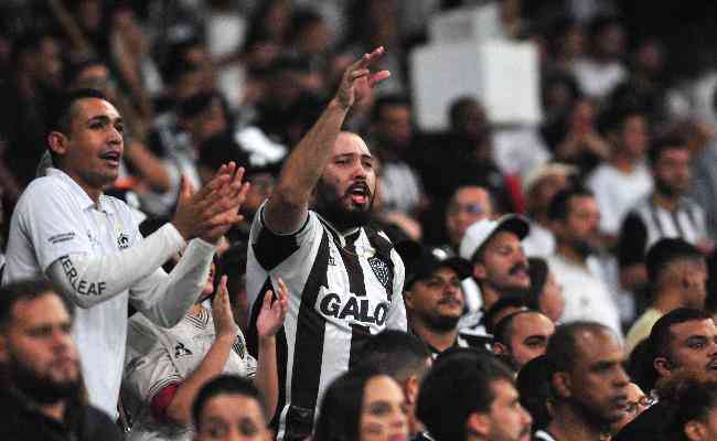 Cerca de 14 mil atleticanos acompanharam a partida no Mineiro