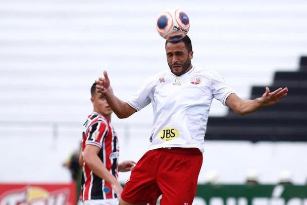 Equipes se enfrentaram pela sétima rodada do Campeonato Pernambucano no estádio do Arruda