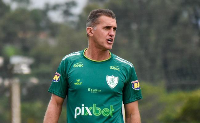 Mancini tem apenas um desfalque no América