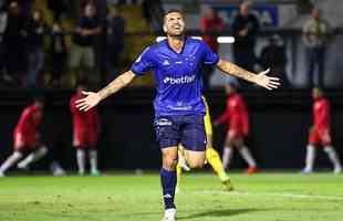 Pela terceira rodada do Campeonato Brasileiro, Cruzeiro vence Red Bull Bragantino por 3 a 0,  em Bragança Paulista