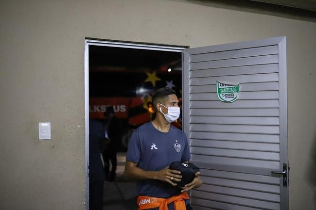 Fotos do jogo entre Sport e Atltico, pelo Campeonato Brasileiro