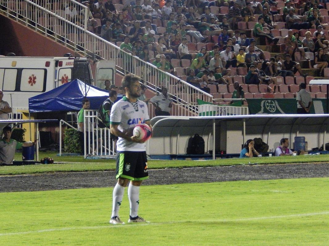 Uberlndia e Amrica se enfrentaram, no Parque do Sabi, pela sexta rodada do Campeonato Mineiro