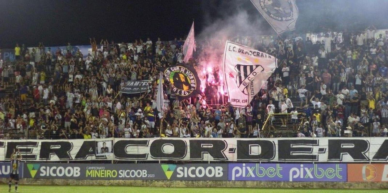 5 Democrata-GV - mdia de 3.807 torcedores presentes por jogo