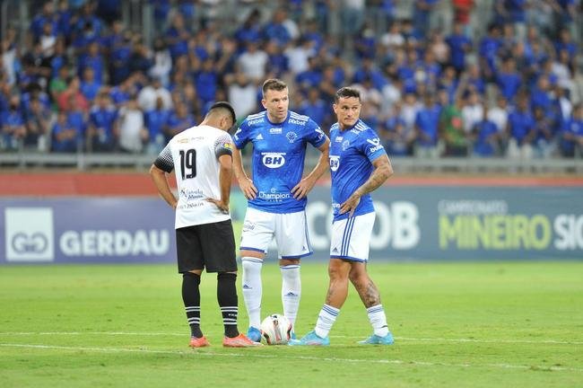 Fotos do jogo de ida da semifinal do Campeonato Mineiro, entre Cruzeiro e Athletic, no Mineiro