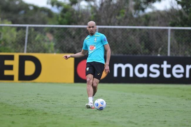 Sele��o Brasileira realizou treinamento na tarde deste s�bado (29/1) na Toca da Raposa II