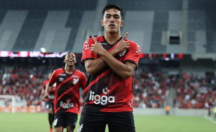Am&Atilde;&copy;rica &Atilde;&copy; goleado pelo Athletico-PR em amistoso na Arena da Baixada -  Superesportes