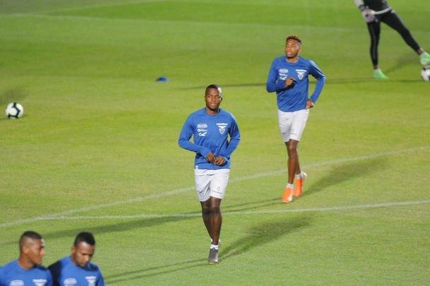 Seleo Equatoriana treinou pela primeira vez em BH, no Sesc Venda Nova