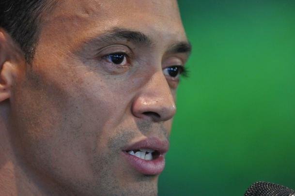 Atltico voltou ao trabalho nesta quinta-feira e apresentou Ricardo Oliveira; alm do atacante, presidente Sergio Sette Cmara e diretor de futebol Alexandre Gallo falaram com os jornalistas