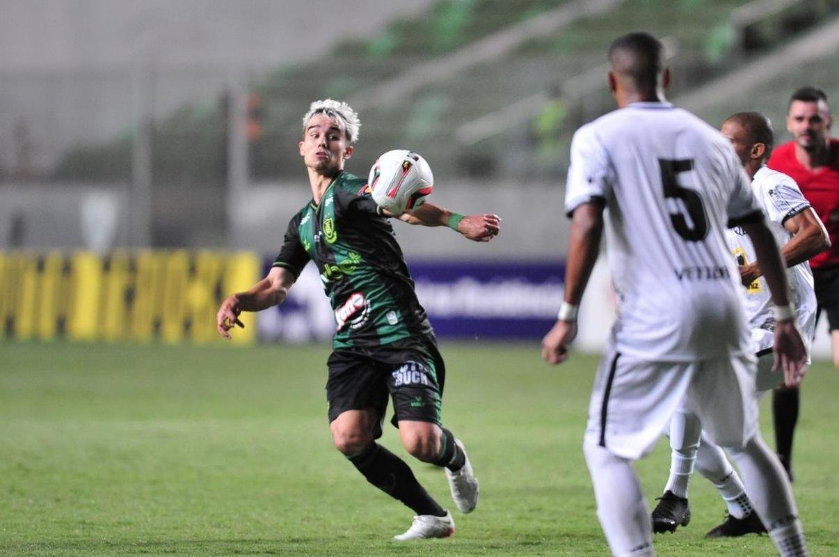 Amrica e Democrata-GV se enfrentaram no Independncia pela 2 rodada do Campeonato Mineiro