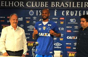 Bruno Silva - volante se transferiu do Botafogo para o Cruzeiro