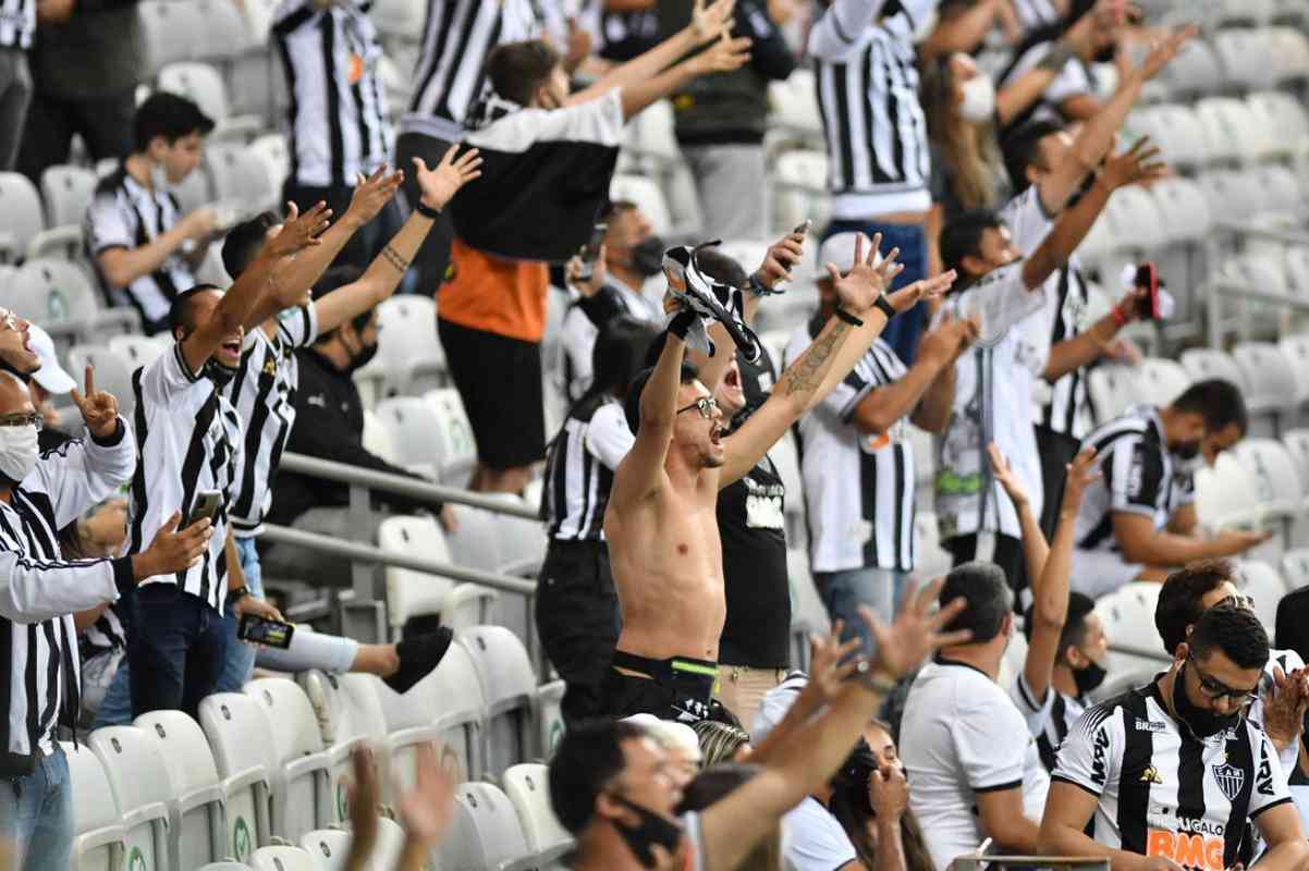 Fotos da torcida do Atltico na volta ao Mineiro no duelo contra o River Plate, pelas quartas de final da Copa Libertadores