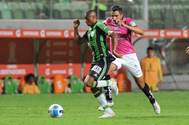 Fotos da derrota do Amrica para o Independiente del Valle, por 2 a 0, no Independncia, pelo Grupo D da Copa Libertadores