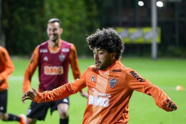 Atlético treinou na noite desta segunda-feira, véspera de jogo contra La Equidad-COL