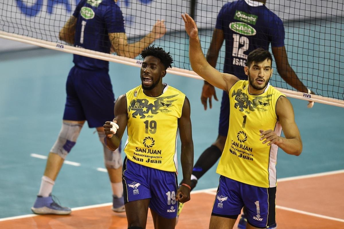 Cruzeiro e UPCN Bolvar Voley fizeram a final do Campeonato Sul-Americano de Clubes de Vlei, no Ginsio do Riacho, em Contagem
