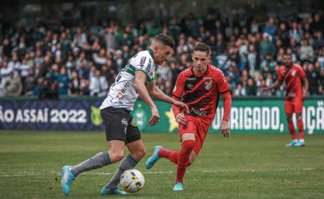 Athletico Paranaense e Coritiba se enfrentarão na Arena da Baixada na 32ª rodada da Série A