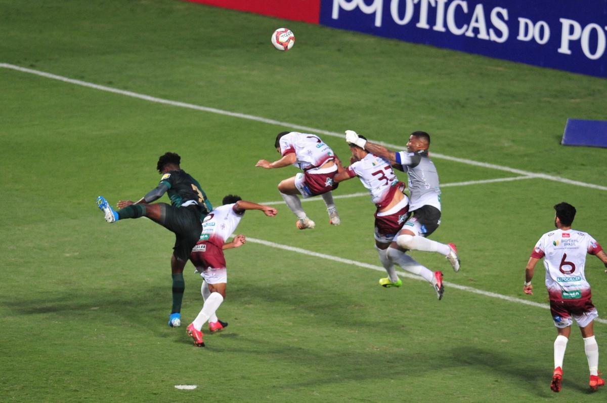 Fotos do jogo entre Amrica e Patrocinense, no Independncia, em Belo Horizonte, pela oitava rodada do Campeonato Mineiro de 2021.