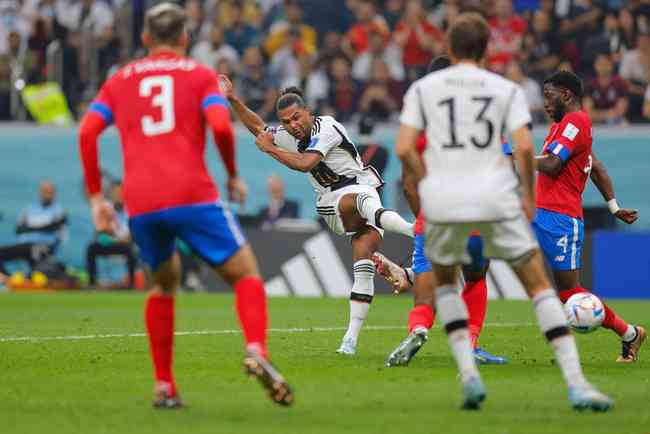 Alemanha vence Costa Rica em partida de muitos gols na abertura da Copa 2006  - Wikinotícias