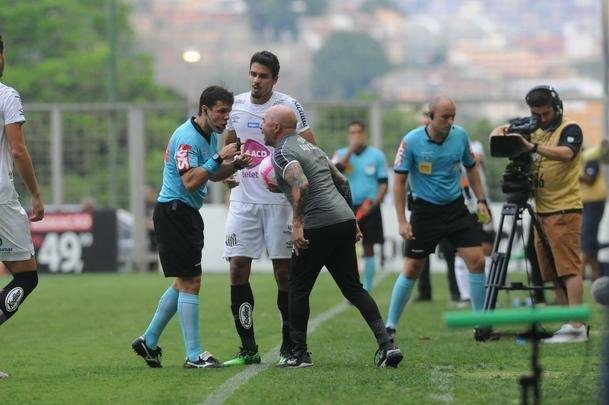 Atltico bateu o Santos na estreia de Vagner Mancini em Belo Horizonte