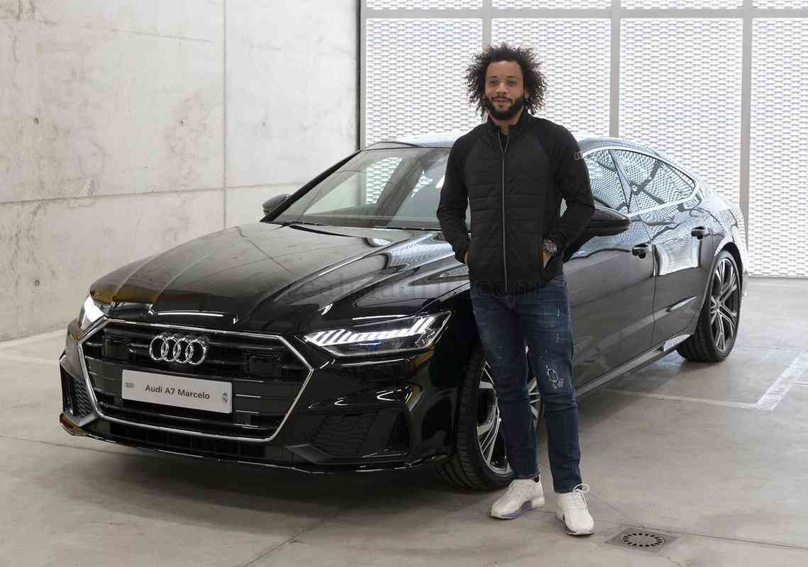 Carros de jogadores de futebol do Real Madrid estão à venda na internet