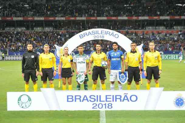 Cruzeiro e Palmeiras mediram foras, no Mineiro, pela oitava rodada do Campeonato Brasileiro