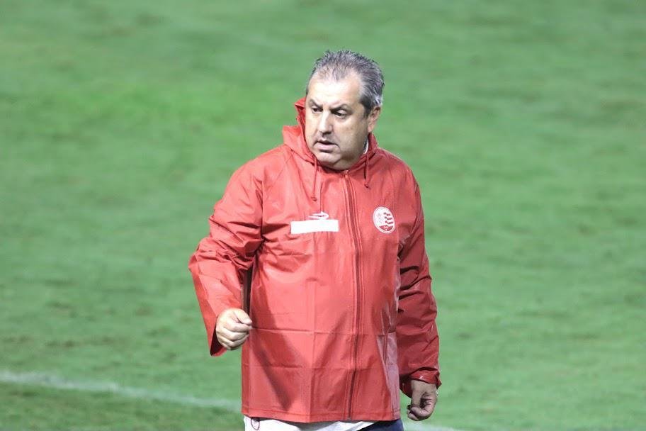 Nutico empata, em 3 a 3, com time do Juventude nos Aflitos e se complica na Srie B
