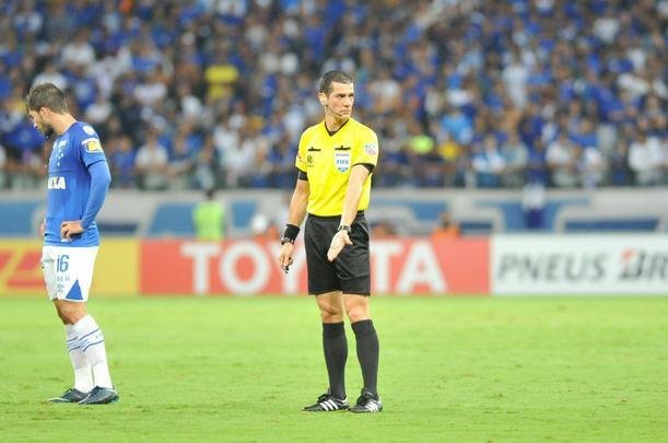 Fotos do primeiro tempo do duelo entre Cruzeiro e Racing, no Mineiro, pela Libertadores