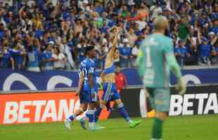Fotos da partida entre Cruzeiro e Bahia, no Mineirão, pela 20ª rodada da Série B do Brasileiro