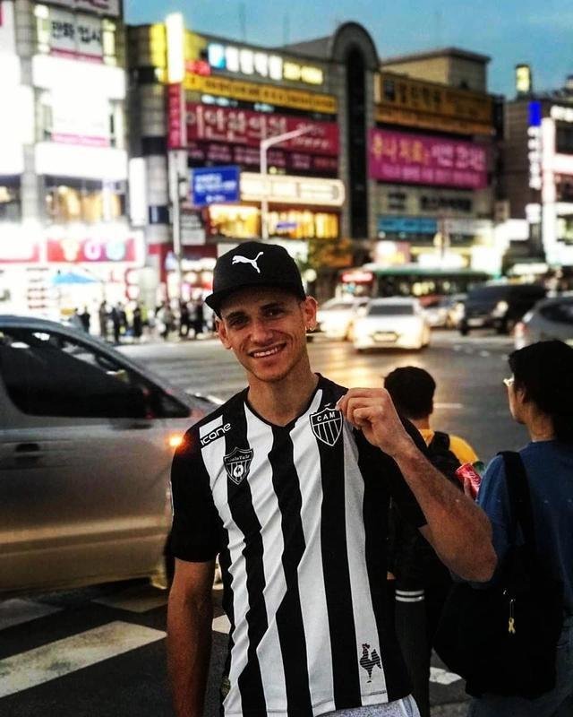 Infncia, medalhas e prmios: a vida do mineiro caro Miguel