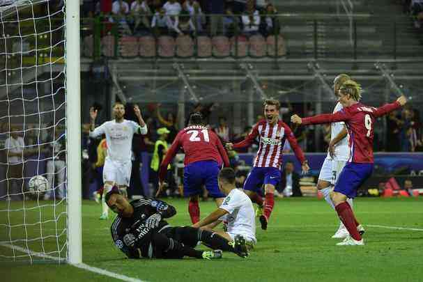 Yannick Ferreira Carrasco marcou o gol de empate do Atltico aos 33 da etapa final