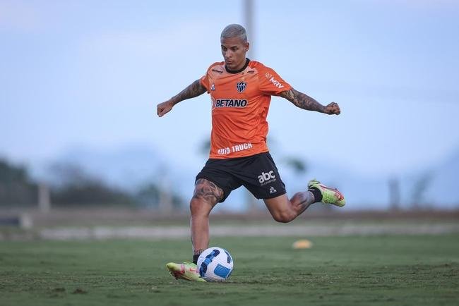 Galo fechou preparao para estreia na Libertadores com atividade no CT do Tolima