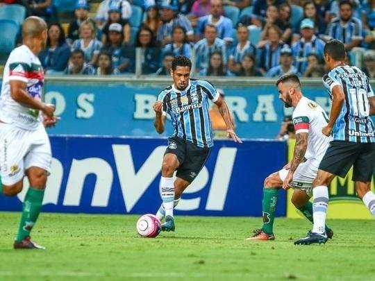 Assim como Berrío, Hernane 'Brocador' também está em processo de recuperação, voltando de lesão. Aos 32 anos, ainda não disputou jogos pelo Campeonato Brasileiro e também não defendeu o Grêmio na fase de grupos da Libertadores.
